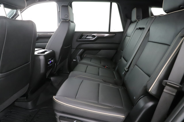 Used 2025 GMC Yukon Elevation AWD/4WD image 28