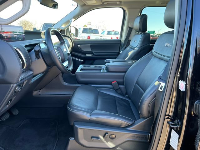 Used 2025 Ford Expedition Max Platinum AWD/4WD video 3