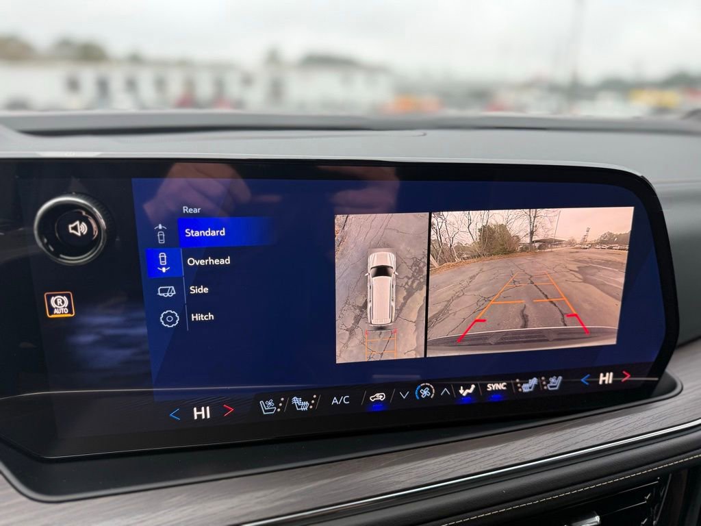 New 2026 Chevrolet Suburban Premier RWD image 25