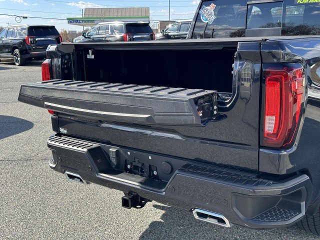 Used 2023 GMC Sierra 1500 Denali Ultimate image 9