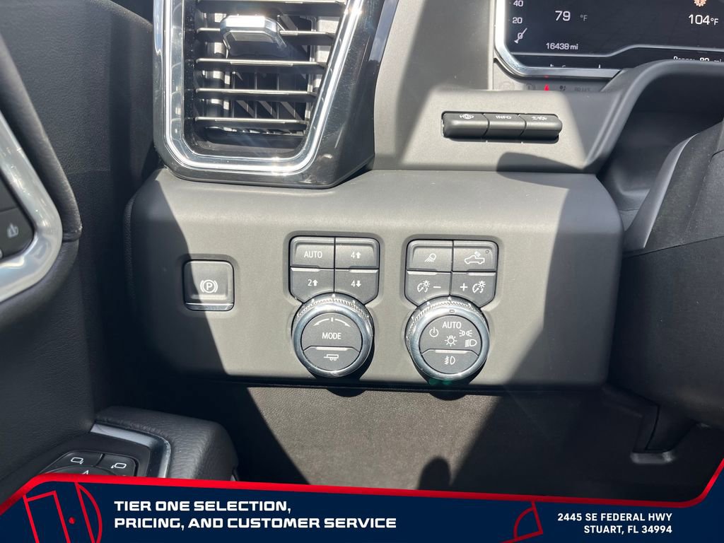 Used 2025 GMC Sierra 3500 Denali w/ Denali Reserve Package AWD/4WD image 24