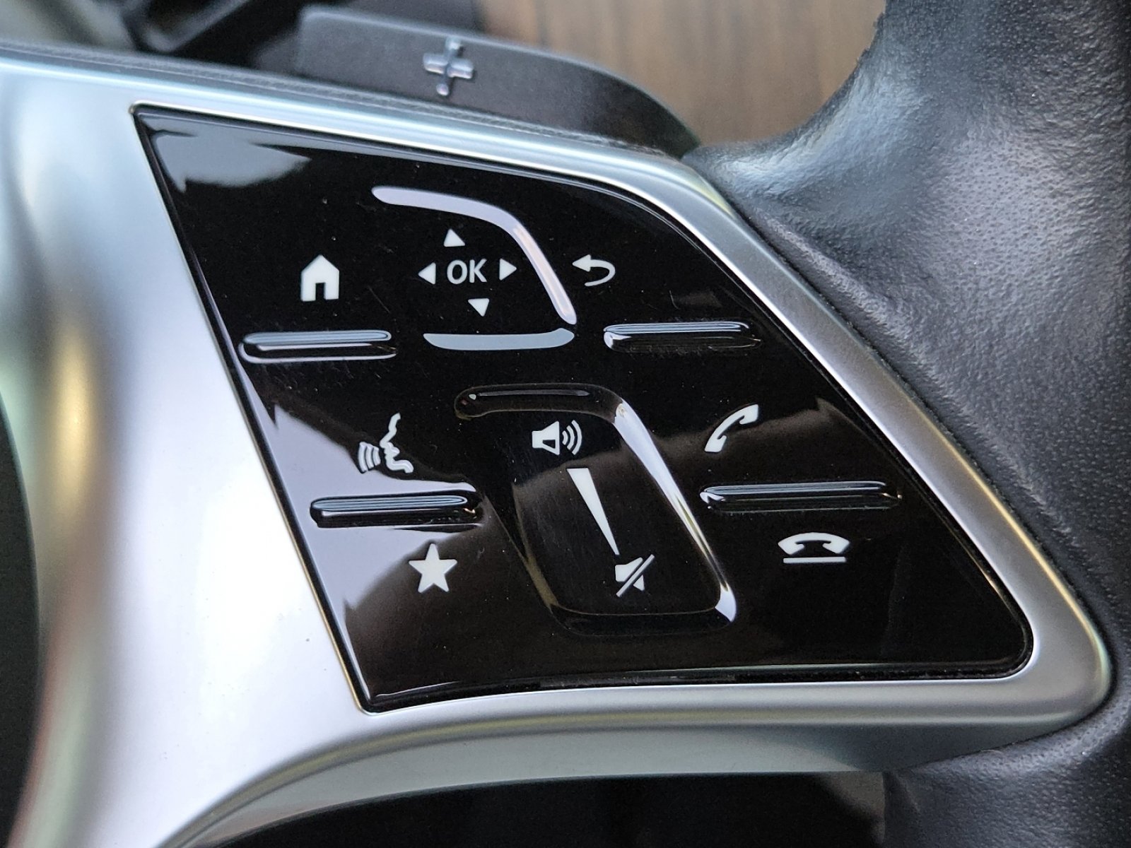 Used 2023 Mercedes-Benz C 300 4MATIC Sedan image 7