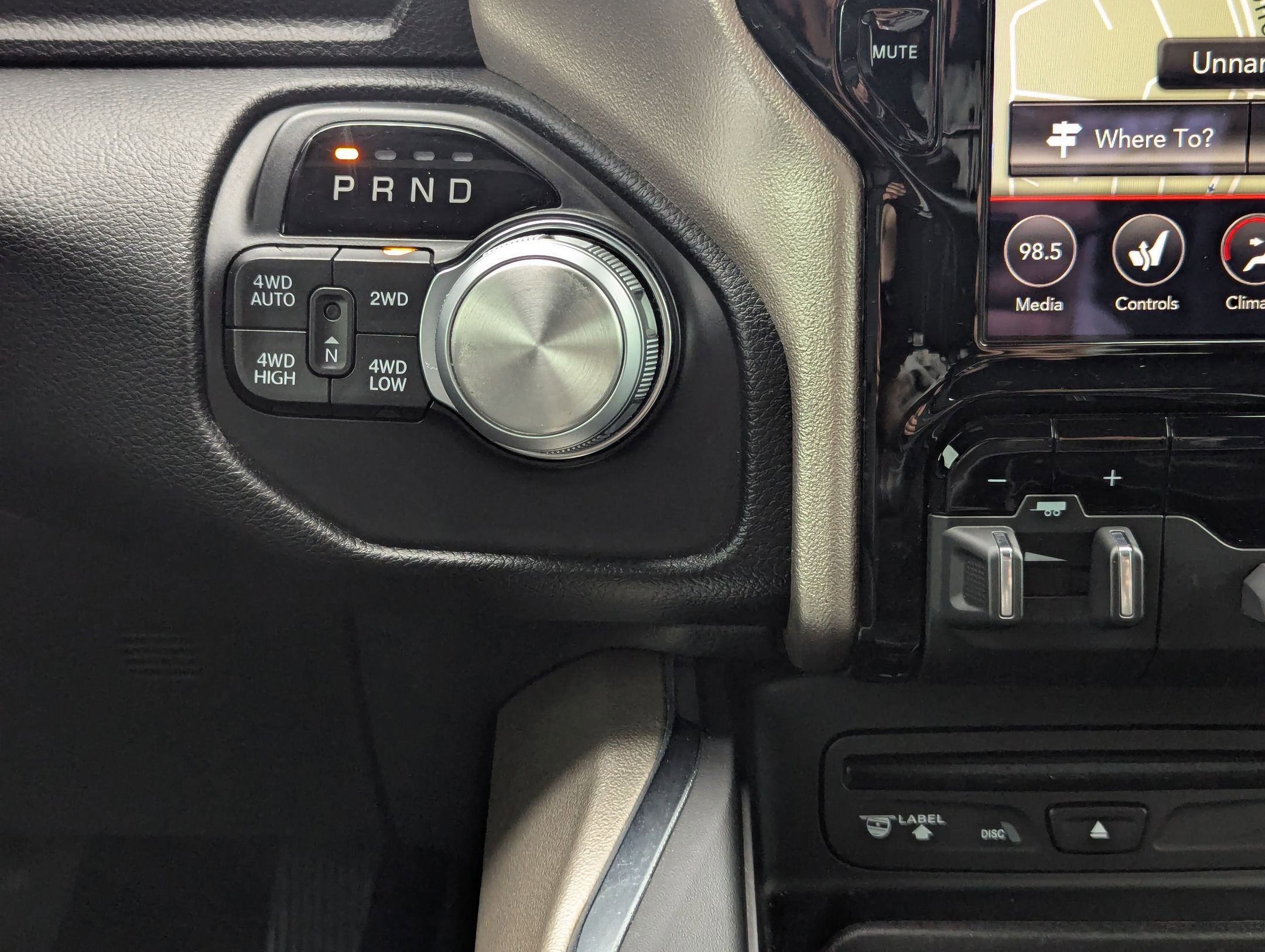 Used 2019 RAM 1500 Laramie image 19