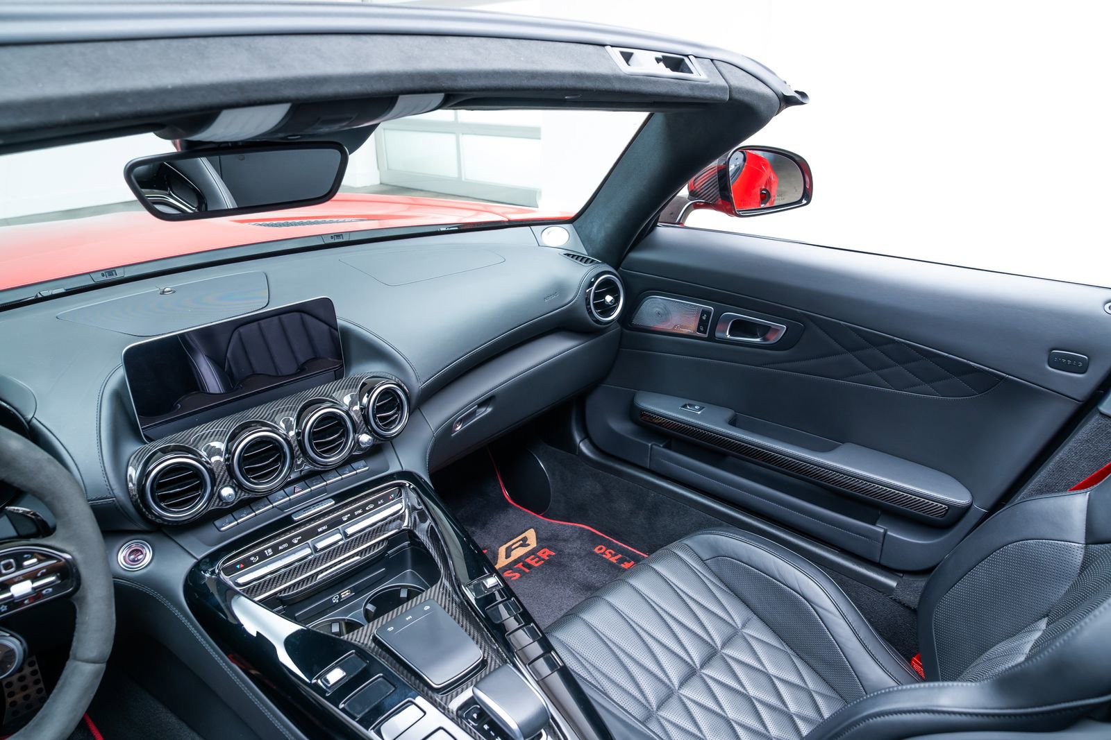 Used 2020 Mercedes-Benz AMG GT R image 15