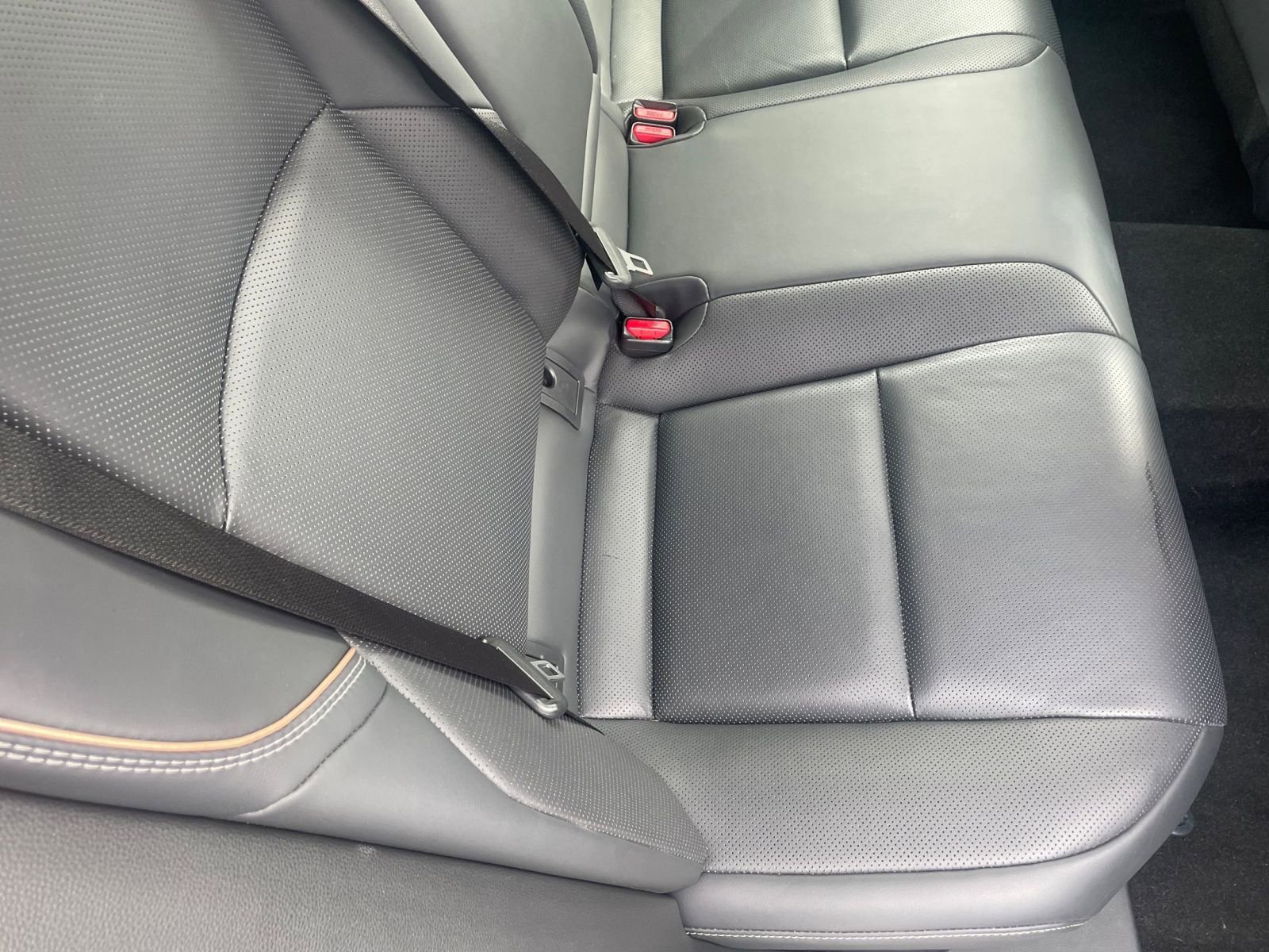 Used 2025 Toyota Crown XLE image 39