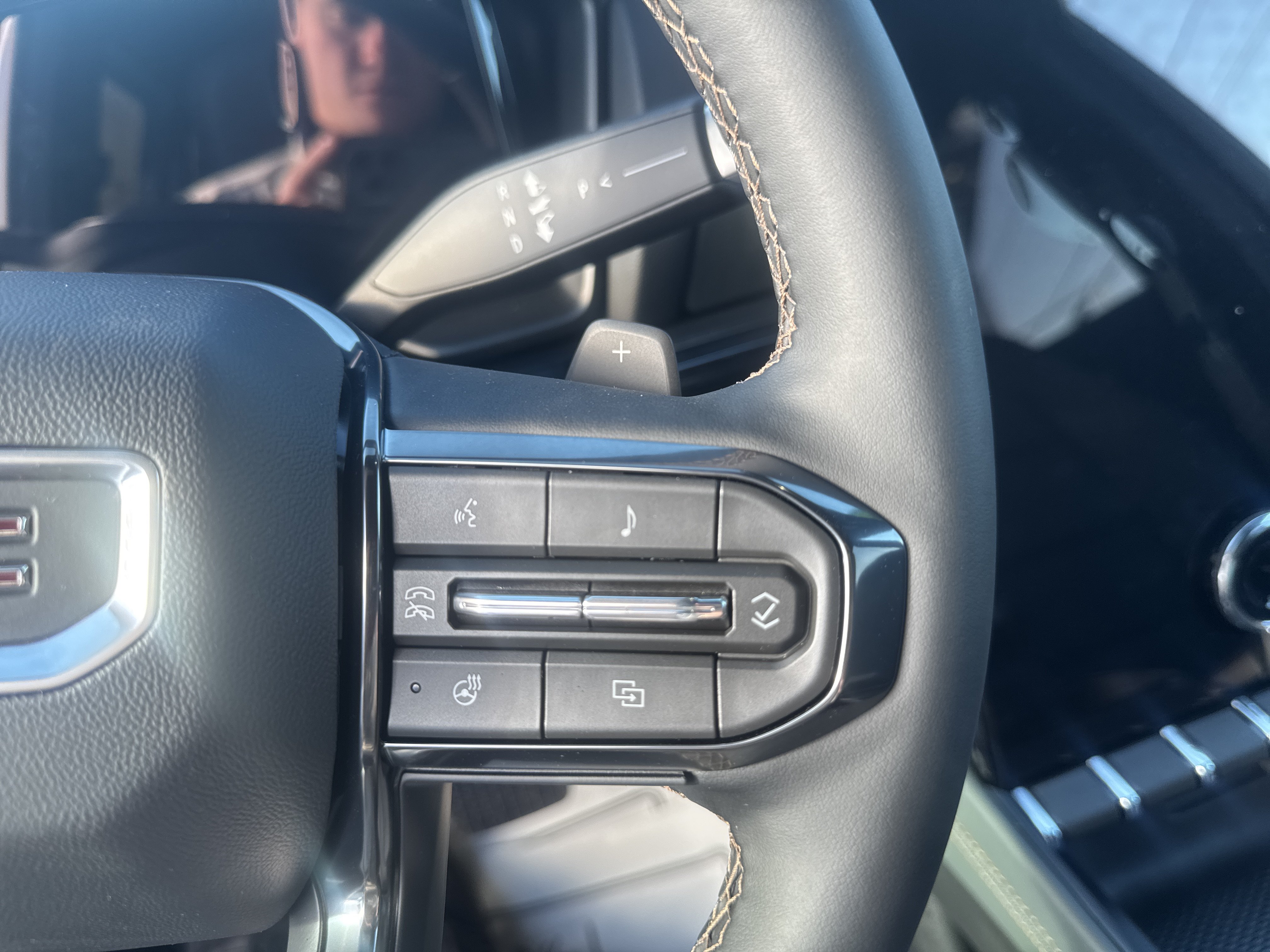 New 2027 GMC Terrain AT4 w/ Convenience Package III AWD/4WD image 22