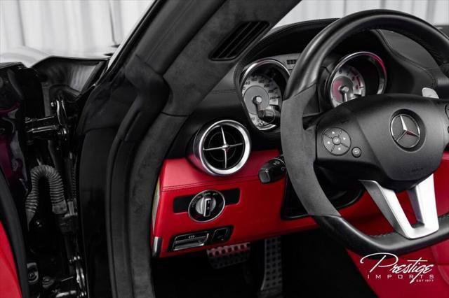 Used 2012 Mercedes-Benz SLS AMG Roadster image 32