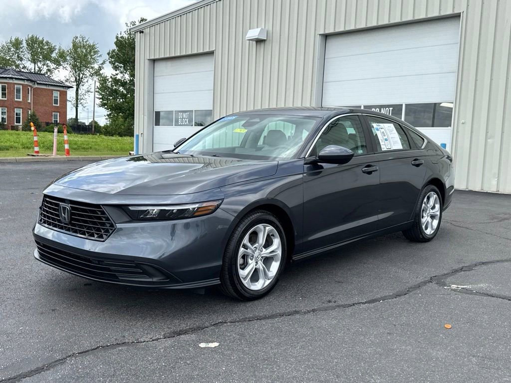 Used 2025 Honda Accord LX image 3