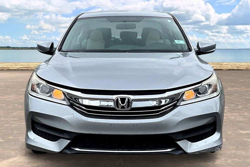Used 2017 Honda Accord LX image 2