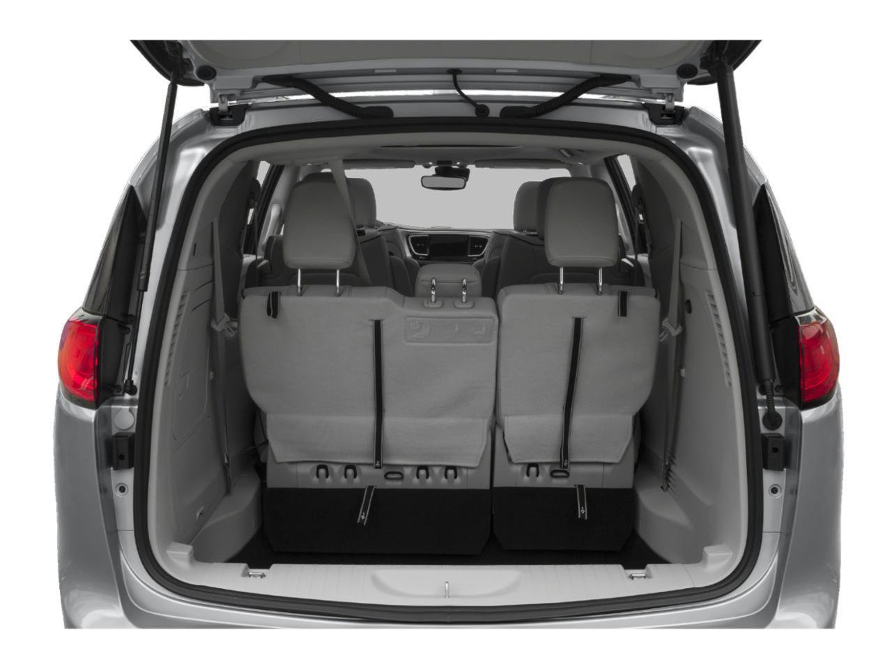 Used 2017 Chrysler Pacifica Platinum FWD image 6