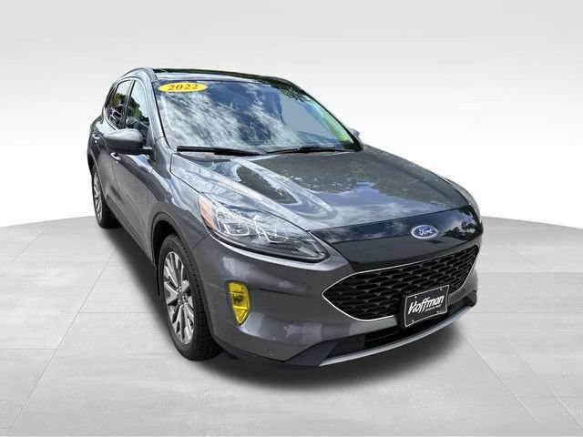 Used 2022 Ford Escape Titanium w/ Class II Trailer Tow Package AWD/4WD image 2