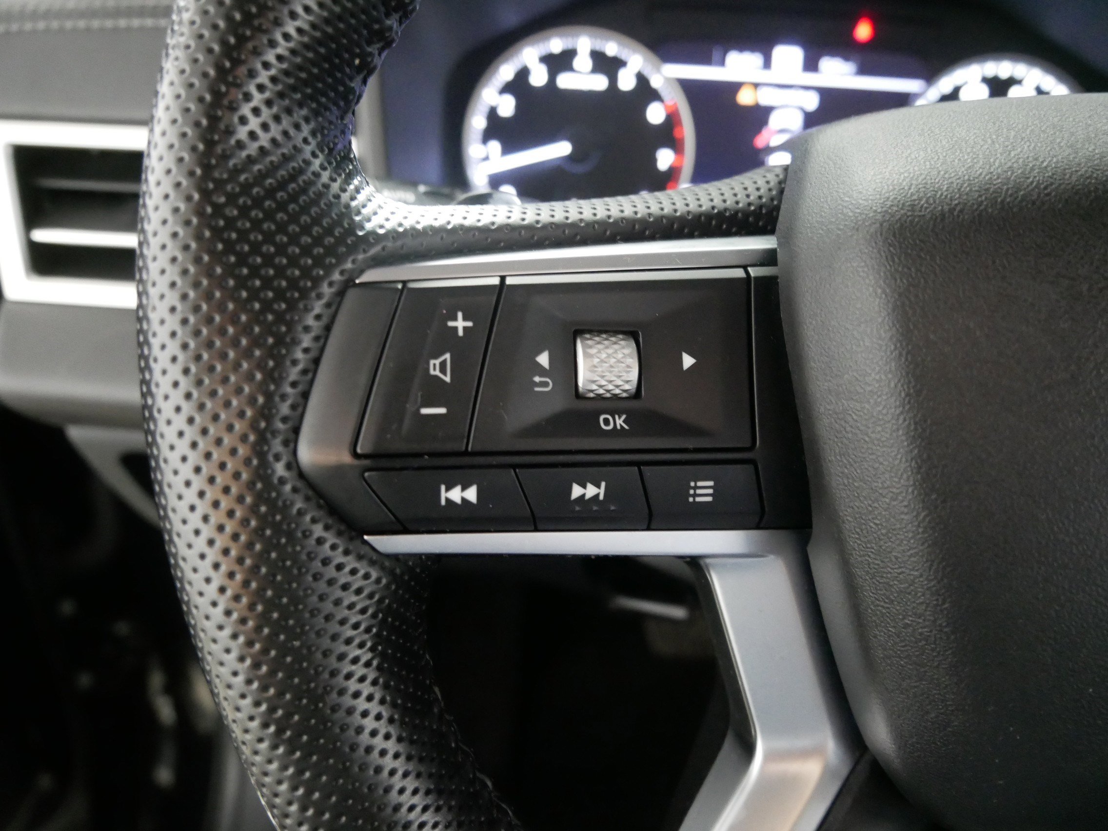 Used 2022 Mitsubishi Outlander SEL image 27