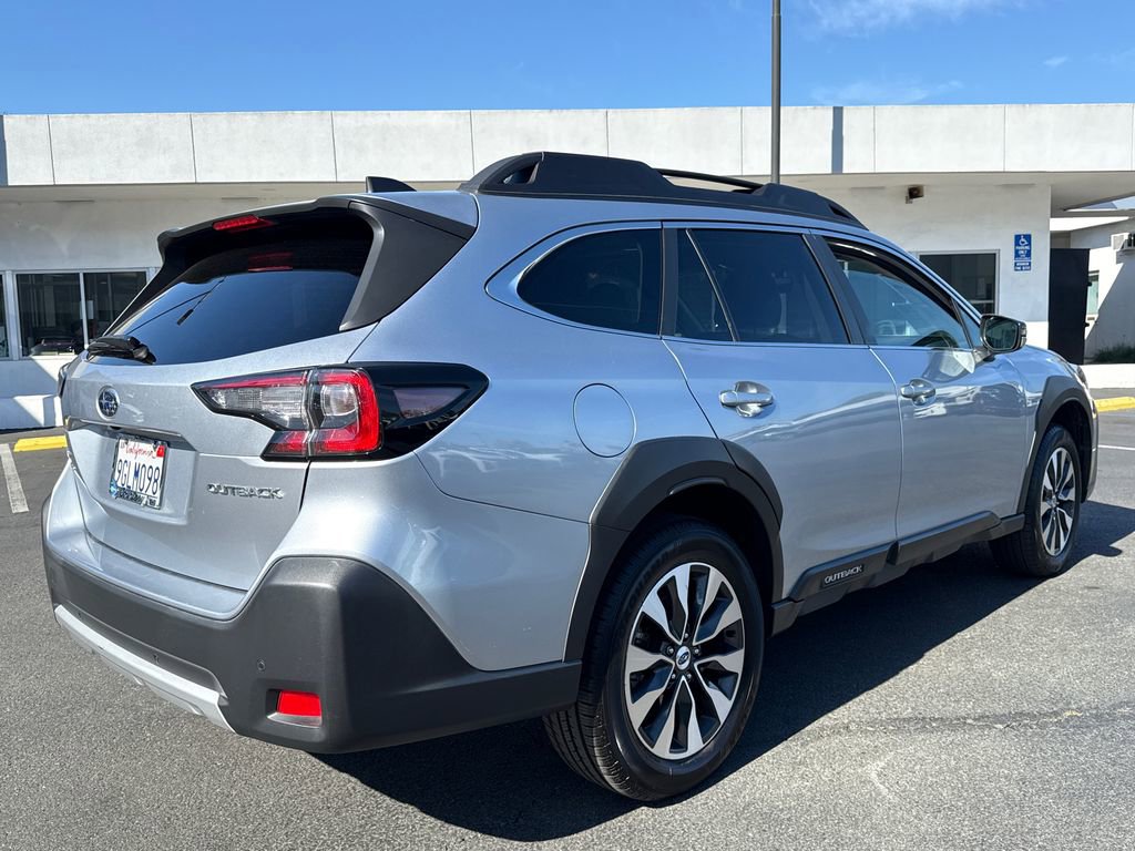 Used 2023 Subaru Outback Limited AWD/4WD image 13