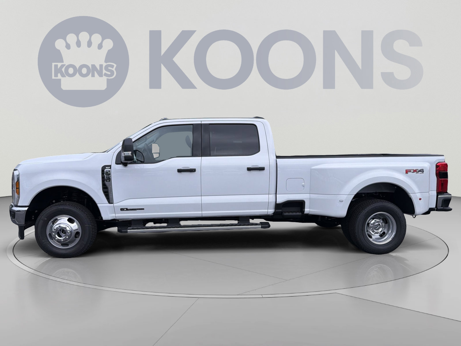 New 2026 Ford F350 XLT w/ 360-Degree Camera Package AWD/4WD image 2