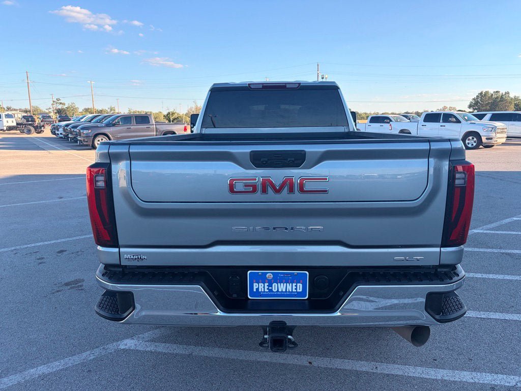 Used 2024 GMC Sierra 3500 SLT w/ SLT Convenience Package AWD/4WD image 4