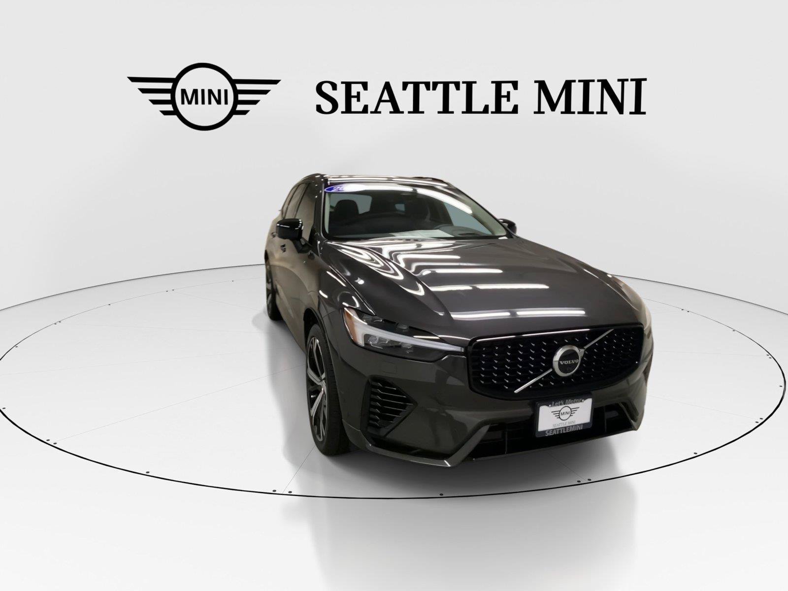 Used 2023 Volvo XC60 T8 Ultimate w/ Protection Package Premier AWD/4WD image 3