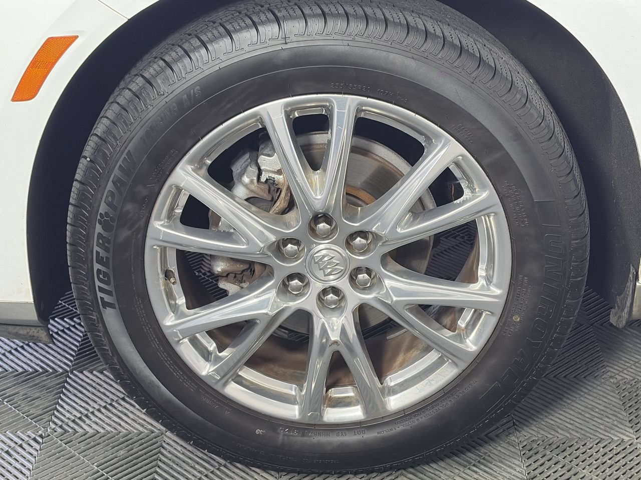 Used 2022 Buick Enclave Premium FWD image 10