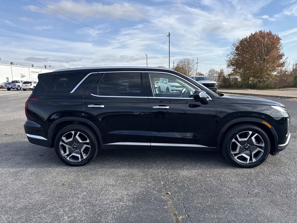Used 2023 Hyundai Palisade Limited image 8