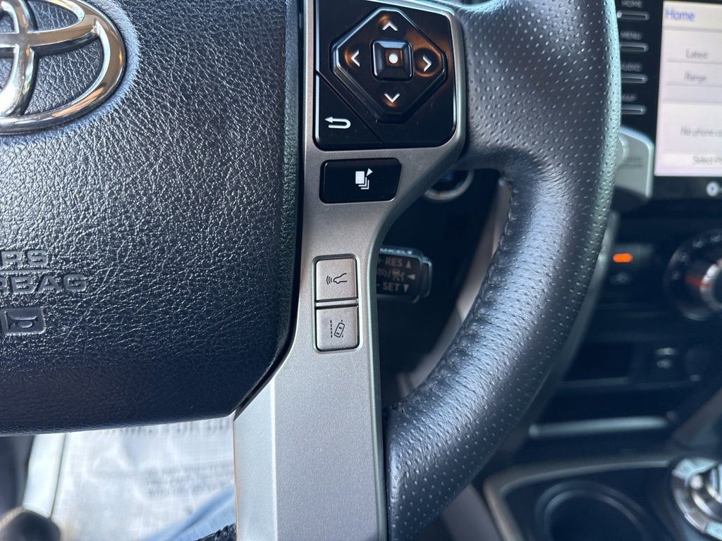 Used 2022 Toyota 4Runner SR5 image 25