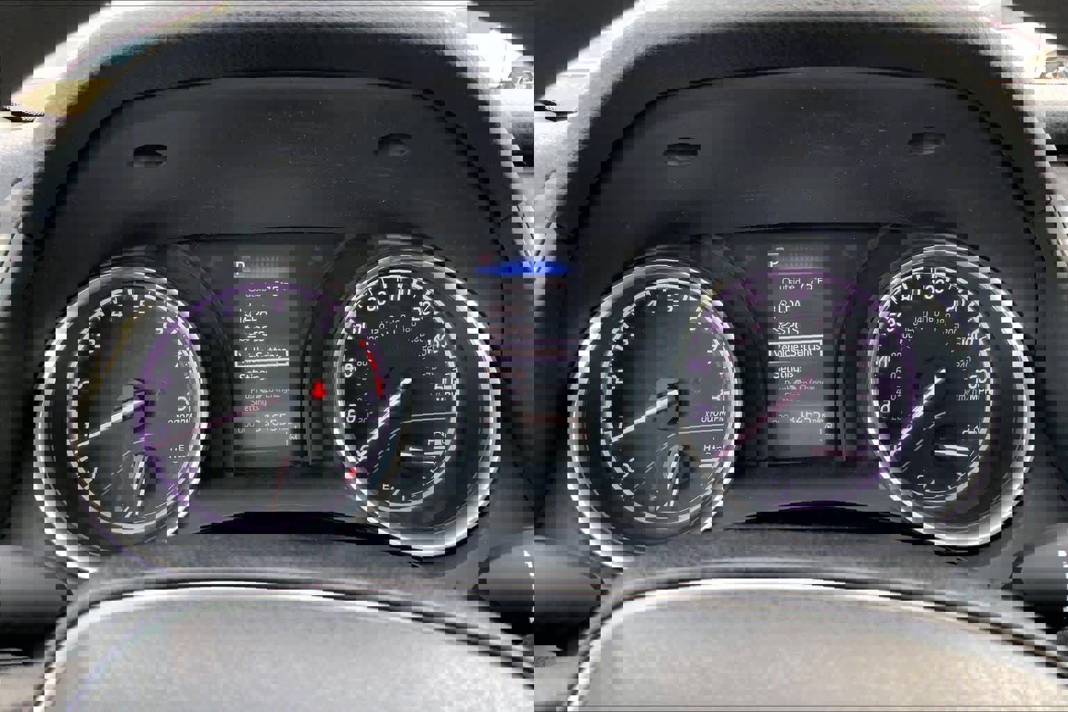 Used 2018 Toyota Camry LE image 25