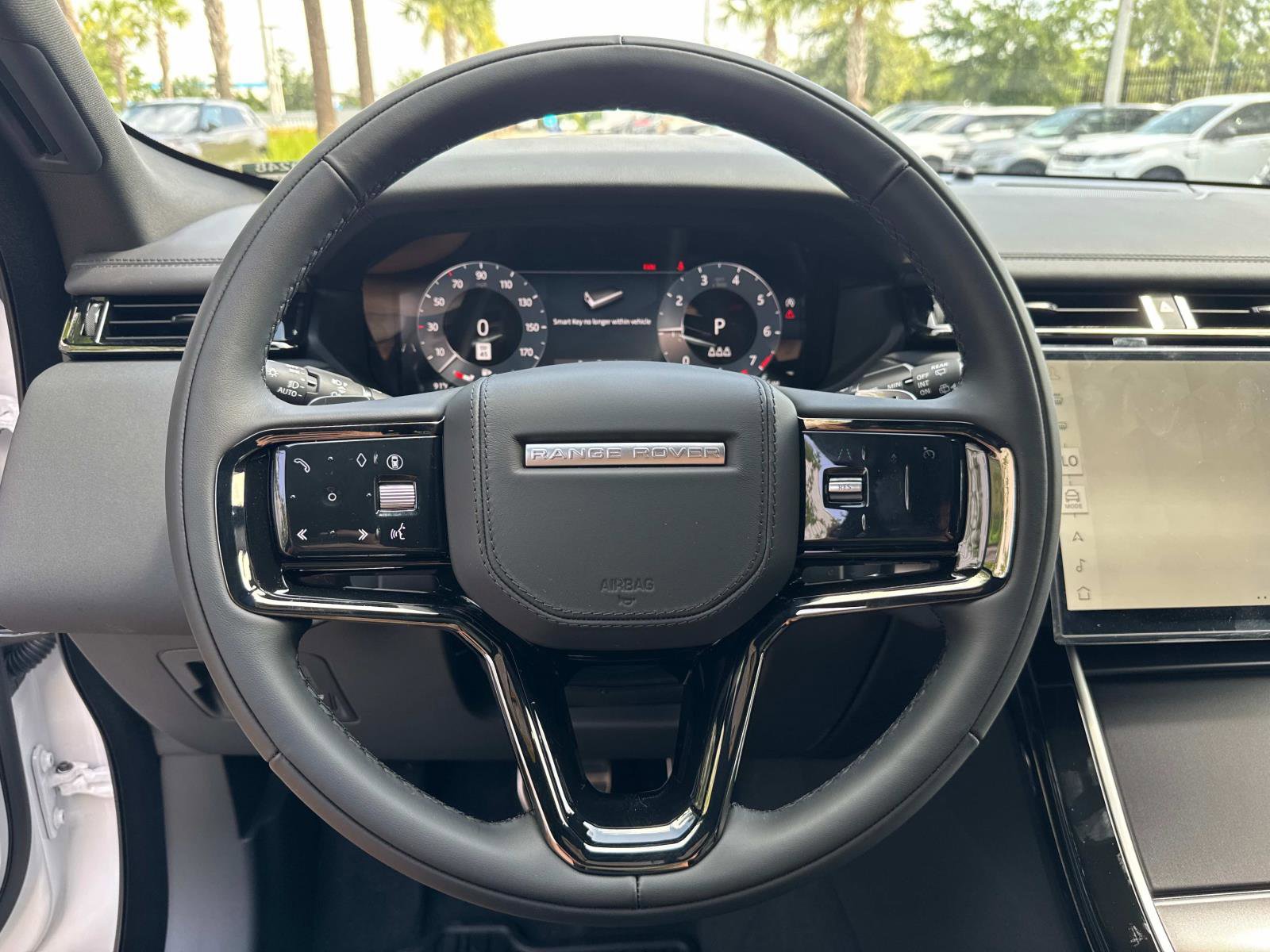 New 2026 Land Rover Range Rover Velar Dynamic SE image 26