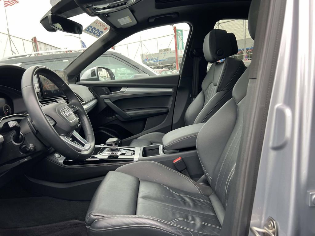 Used 2022 Audi Q5 2.0T Premium Plus image 18