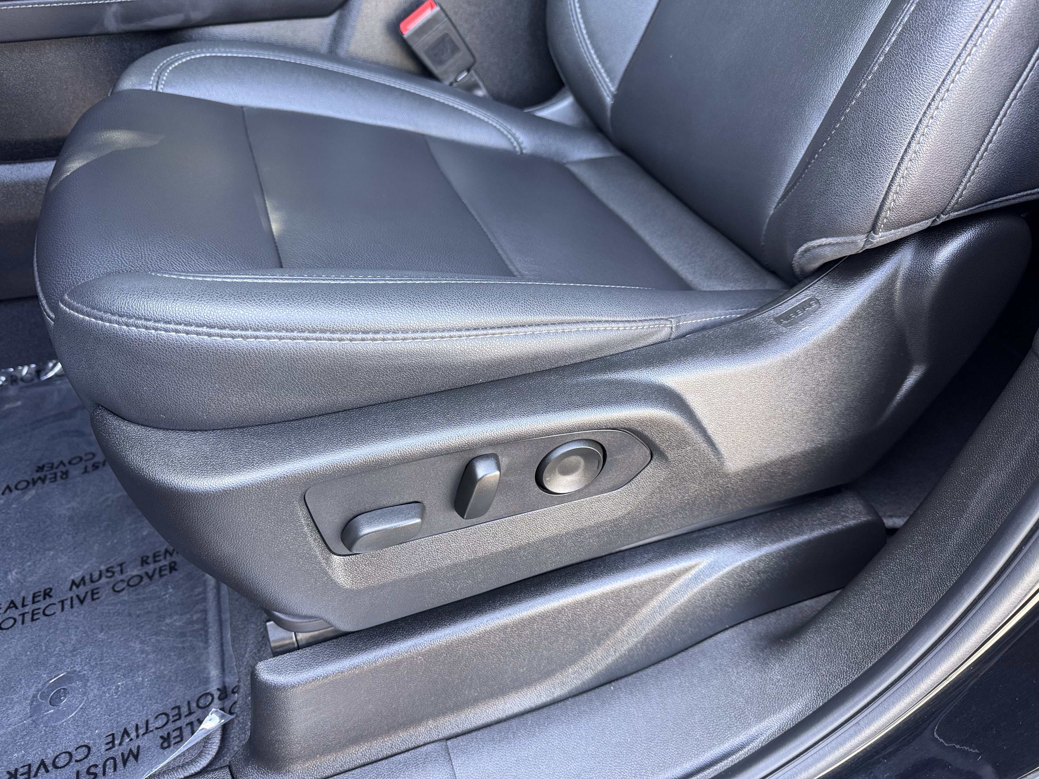 Used 2024 Chevrolet Tahoe LT image 14