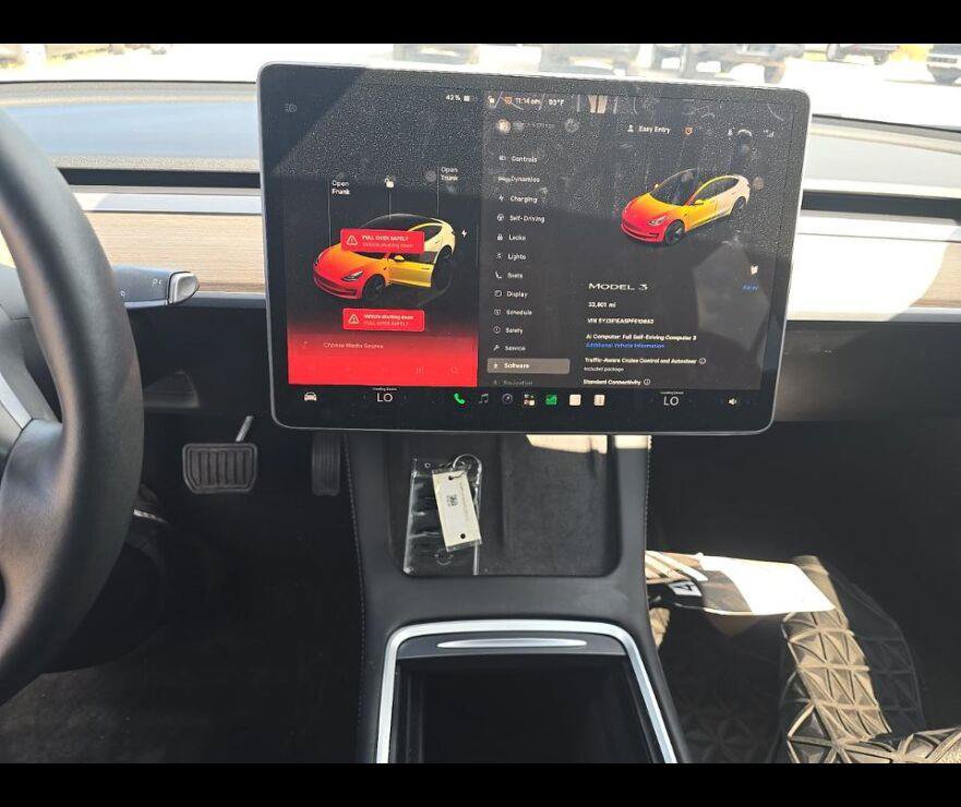 Used 2023 Tesla Model 3 Standard Range RWD image 5