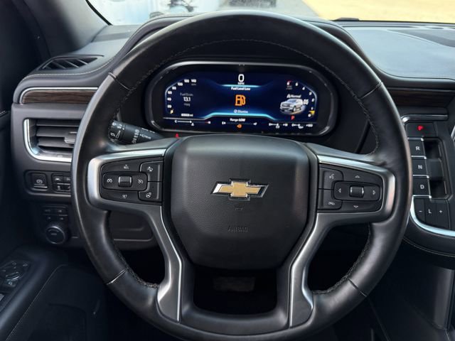 Used 2023 Chevrolet Suburban Premier AWD/4WD image 13