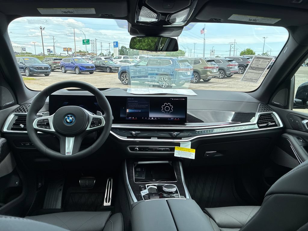 New 2026 BMW X5 xDrive50e w/ M Sport Package AWD/4WD image 18