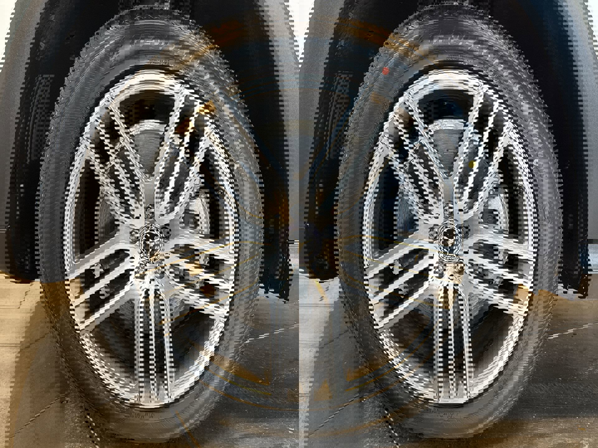 Used 2022 Mercedes-Benz GLS 450 4MATIC image 10