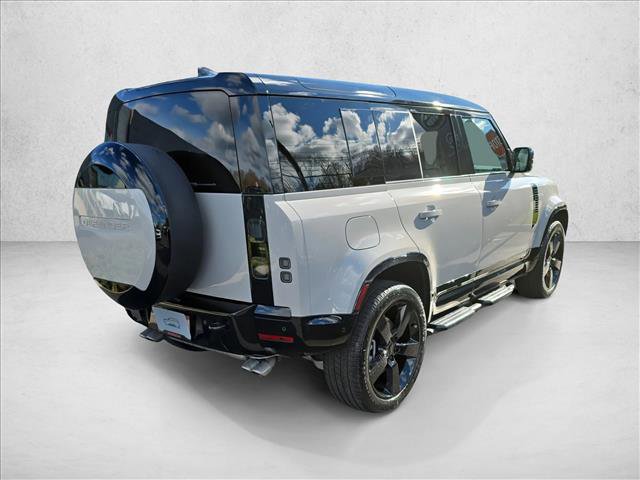 New 2026 Land Rover Defender 110 X-Dynamic SE image 5