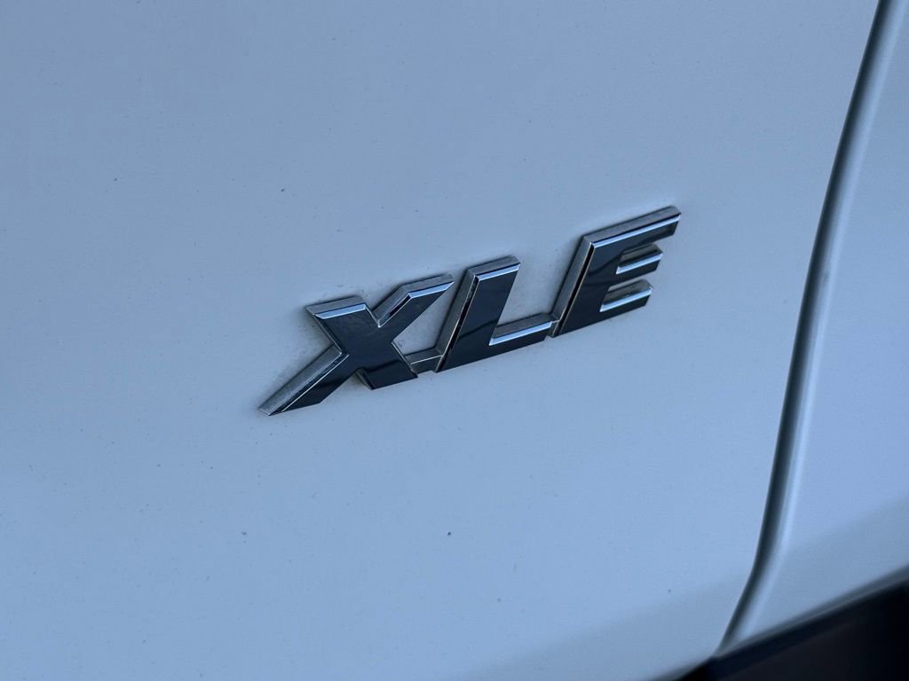 Certified 2025 Toyota RAV4 XLE FWD image 15