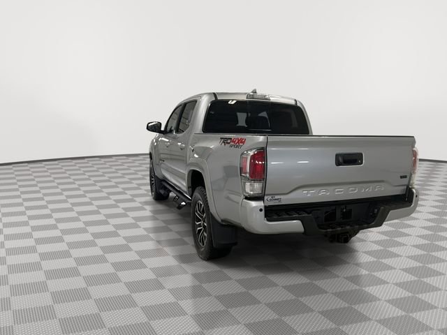 Used 2022 Toyota Tacoma TRD Sport w/ Technology Package AWD/4WD image 8