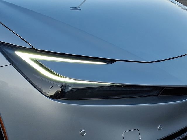 New 2026 Toyota Prius Plug-In Hybrid FWD image 9