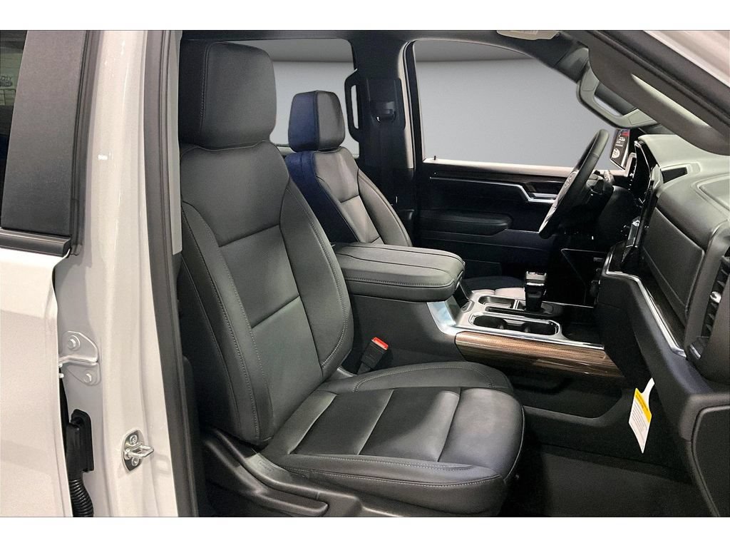 New 2026 Chevrolet Silverado 1500 RST w/ Redline Edition AWD/4WD image 51