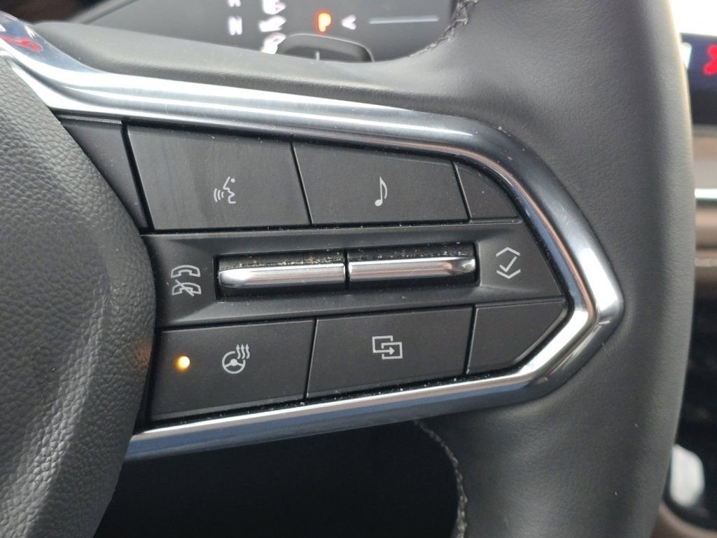 Used 2025 Chevrolet Suburban High Country image 30