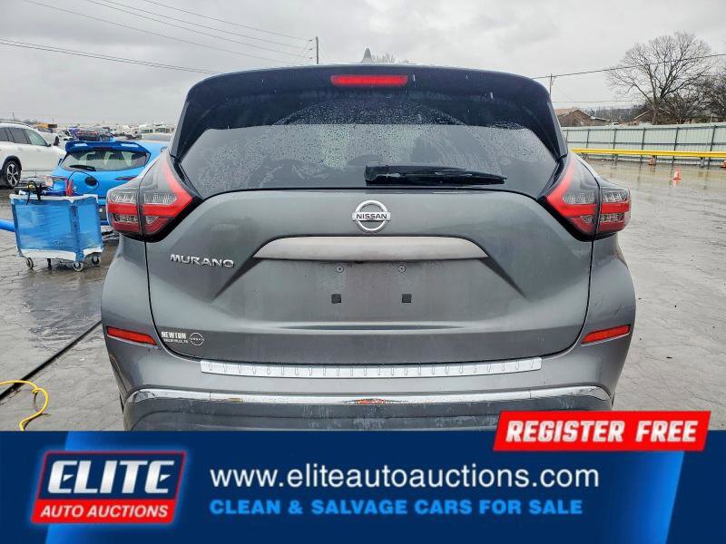 Used 2019 Nissan Murano S image 12