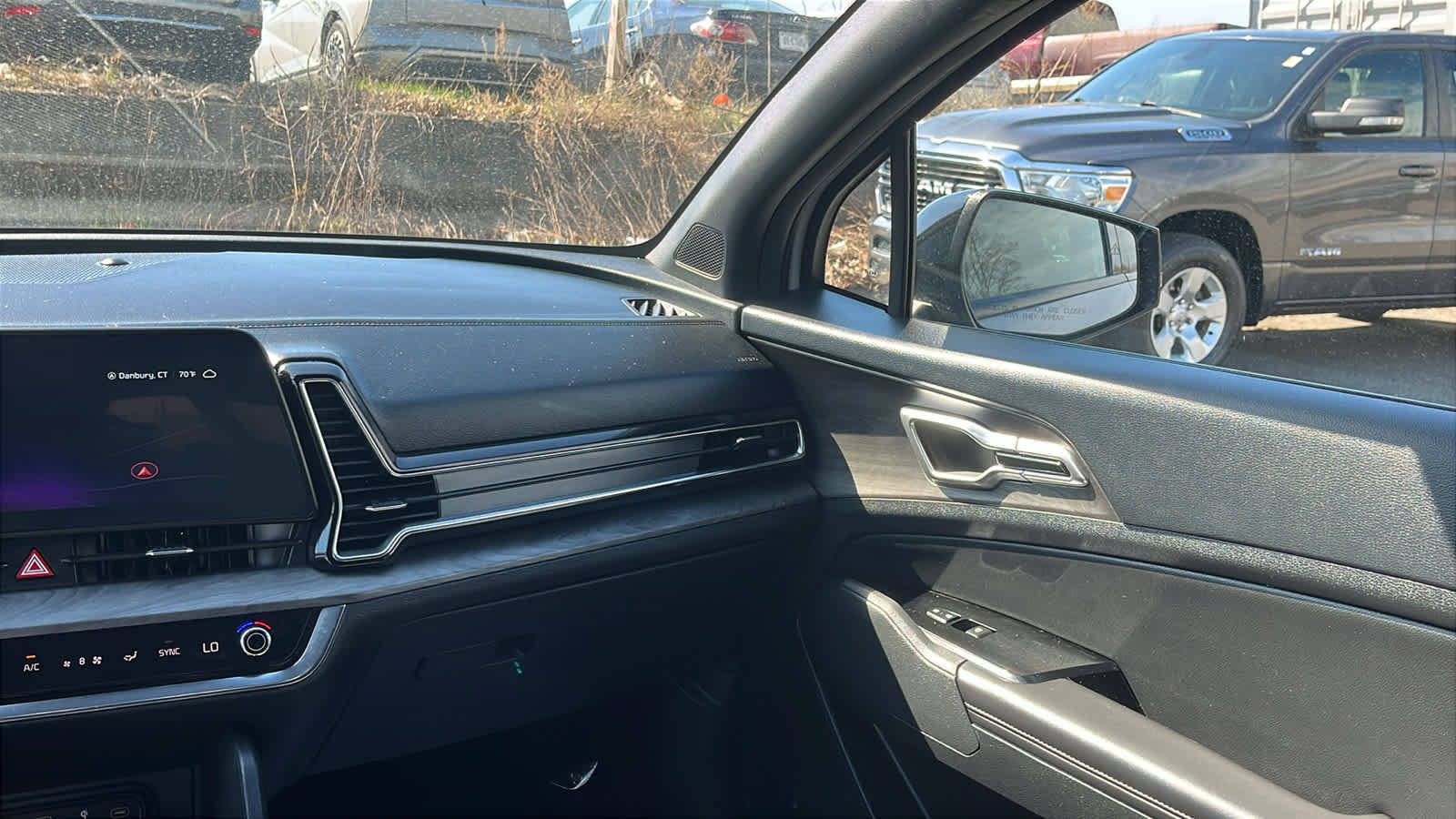 Used 2024 Kia Sportage X-Line w/ X-Line Premium Package image 28