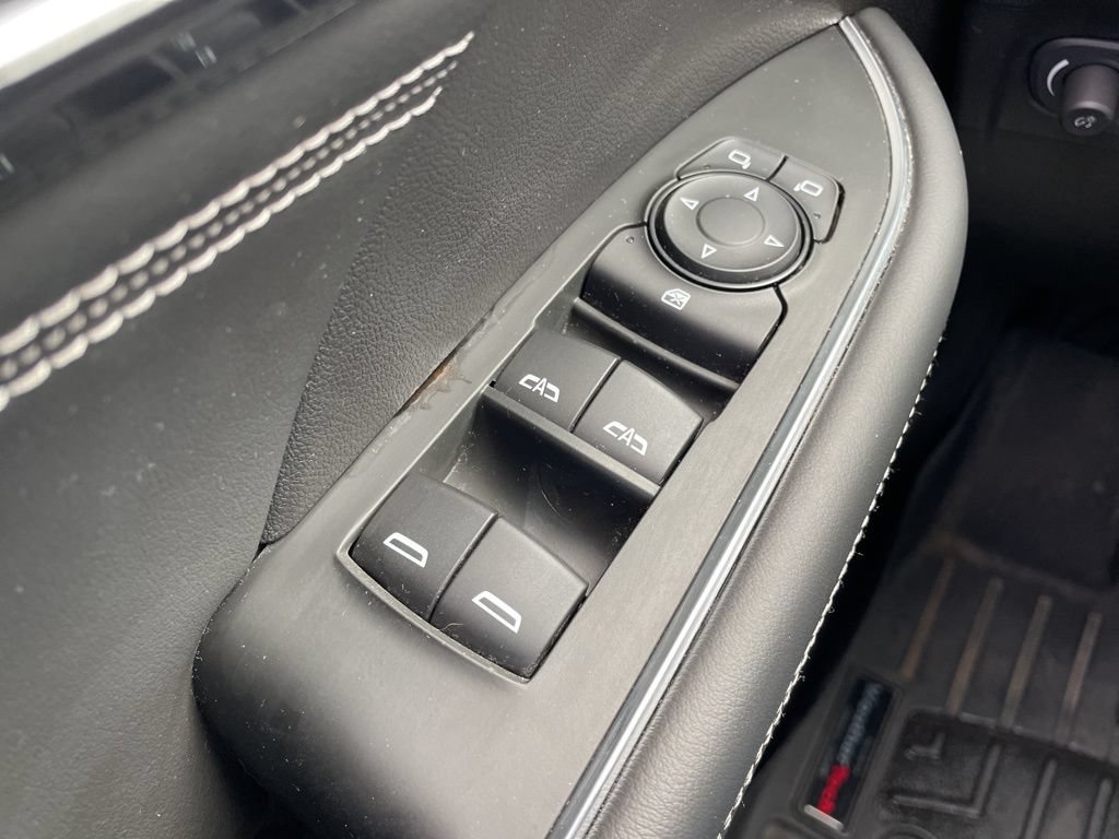 Used 2022 Buick Envision Preferred FWD image 24