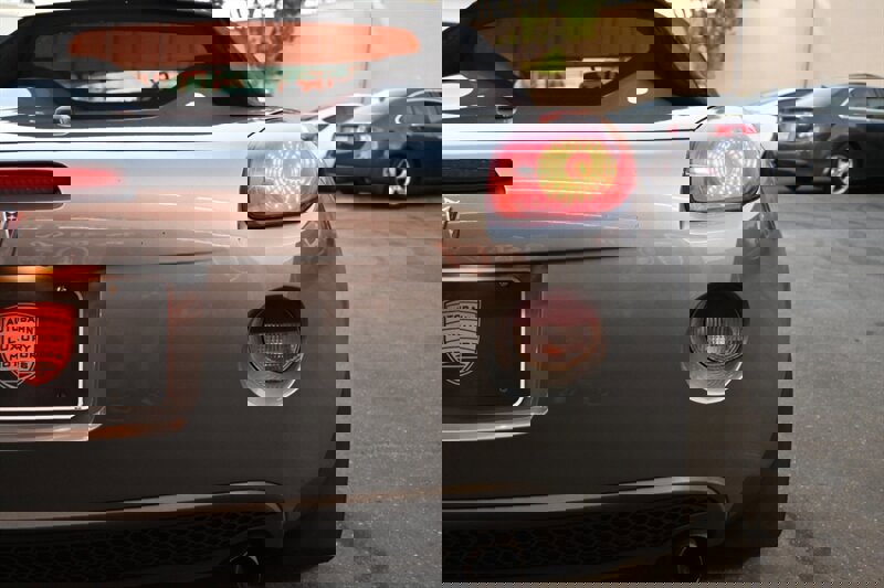 Used 2006 Pontiac Solstice Convertible w/ Premium Package image 11