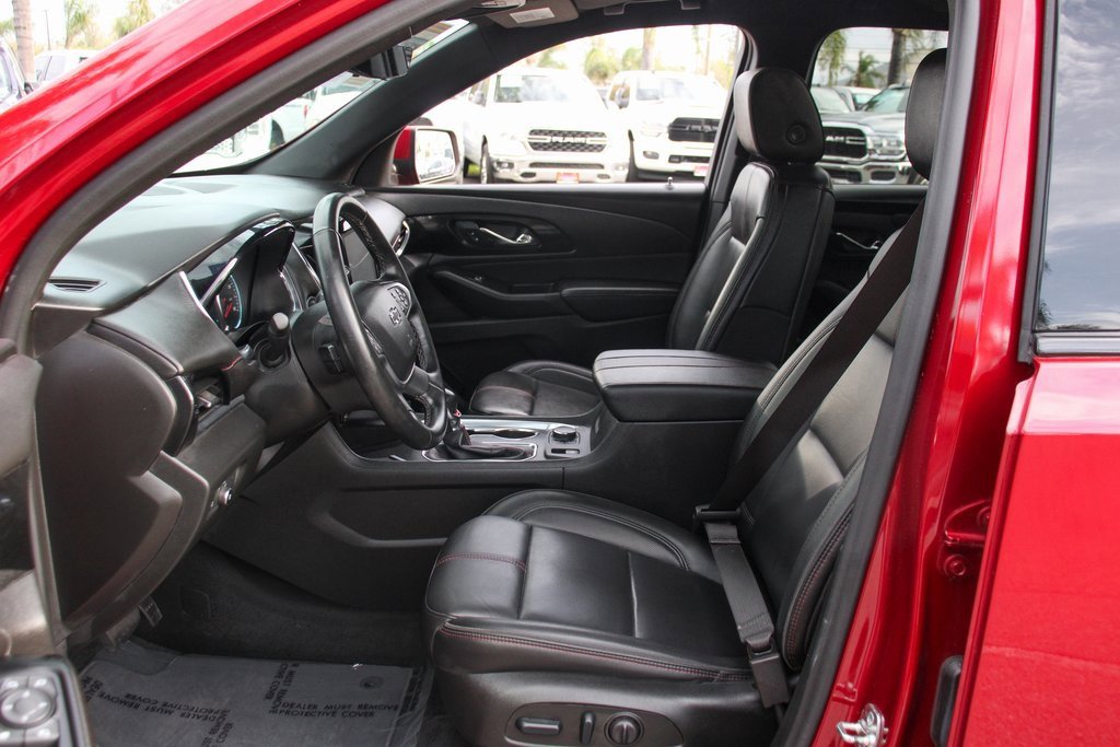 Used 2023 Chevrolet Traverse RS image 22