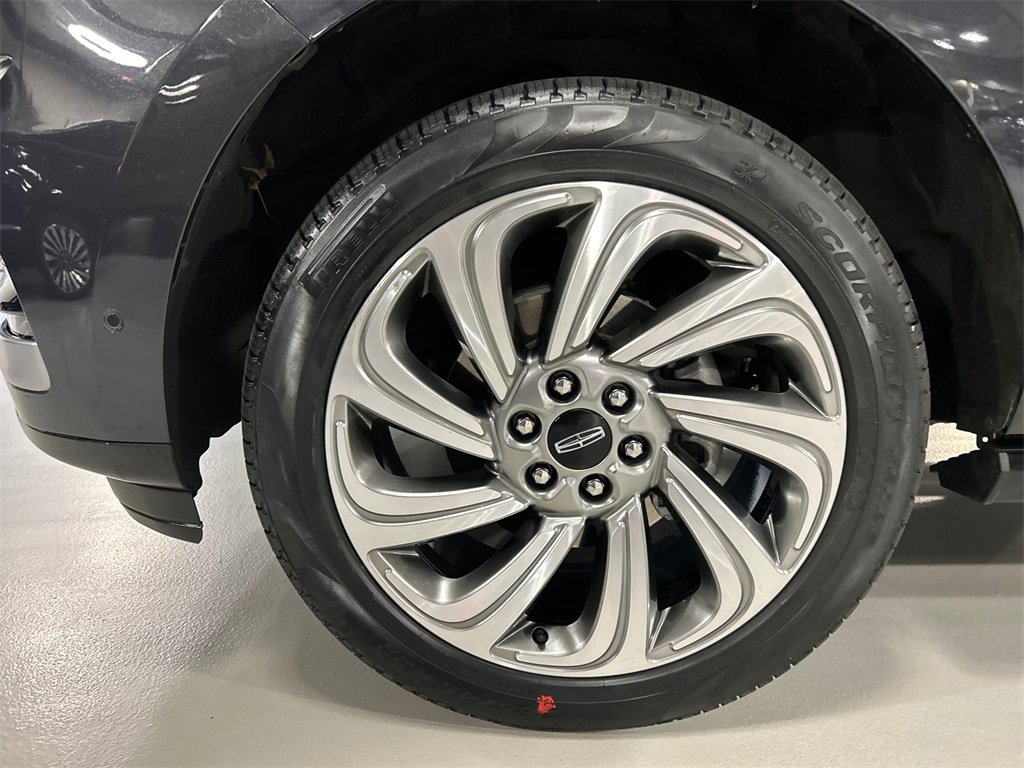 Certified 2022 Lincoln Navigator Reserve image 8