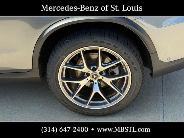Used 2021 Mercedes-Benz GLC 300 4MATIC image 9