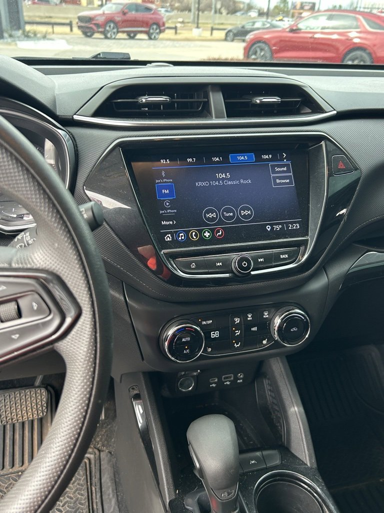 Used 2021 Chevrolet TrailBlazer LT w/ Convenience Package image 9