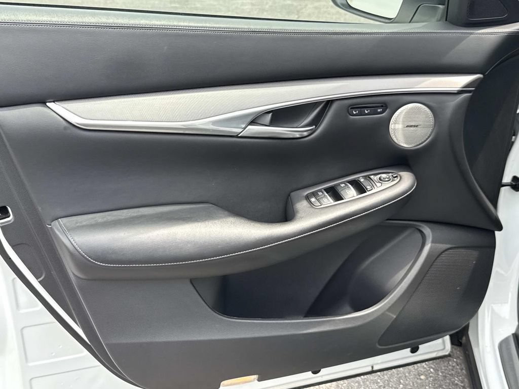 Used 2023 INFINITI QX50 Luxe AWD/4WD image 15