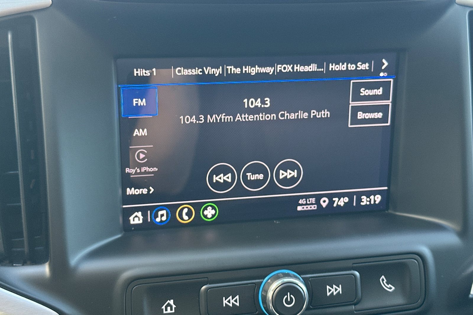 Used 2024 GMC Terrain SLE image 25