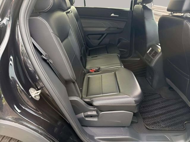 Used 2022 Volkswagen Atlas Cross Sport SE AWD/4WD image 18