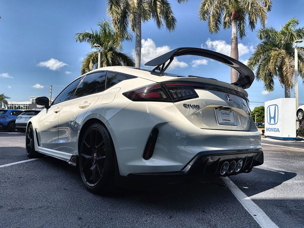 Used 2025 Honda Civic Type R image 19