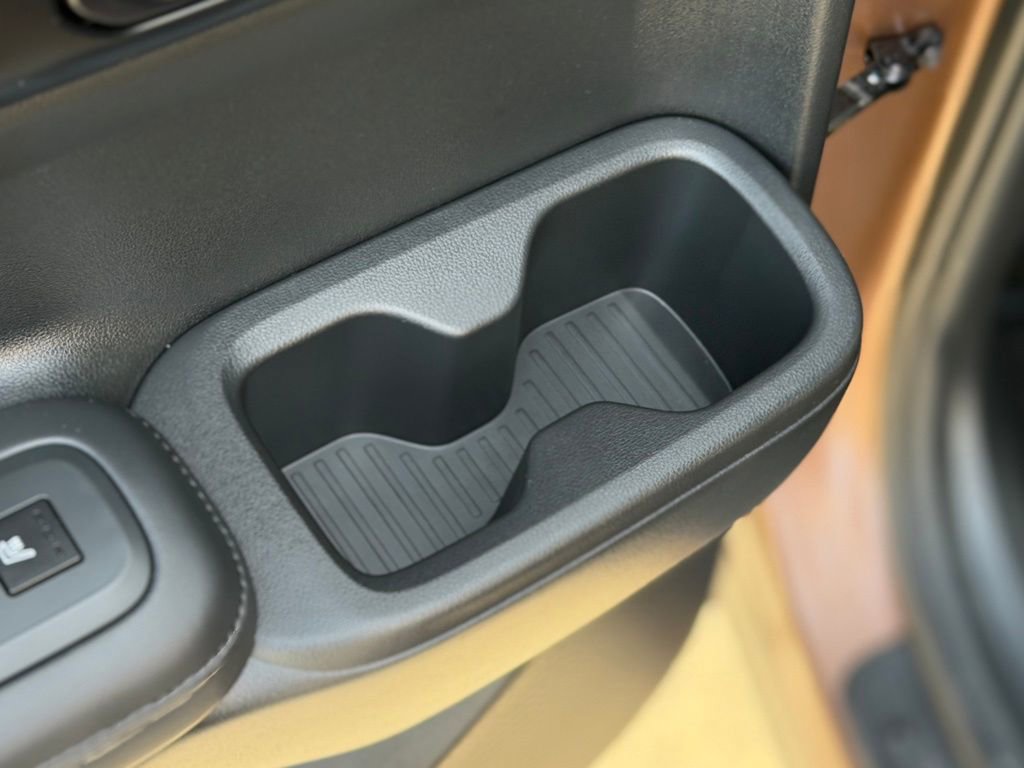 Used 2025 Hyundai Santa Fe Calligraphy AWD/4WD image 12